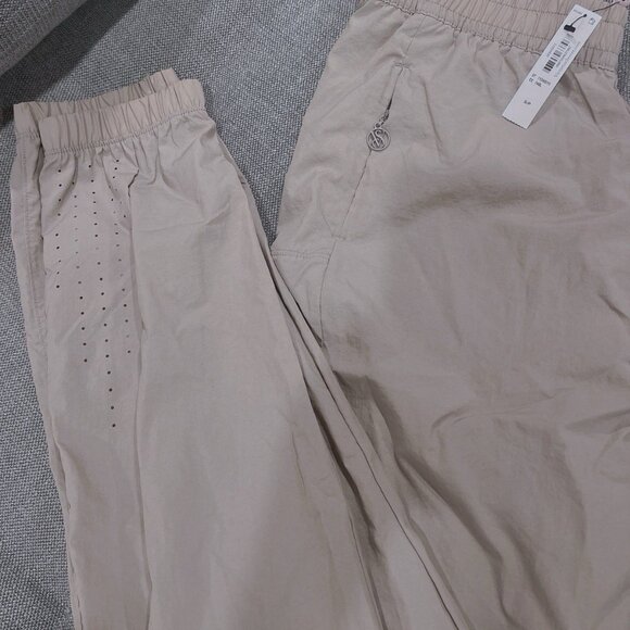 Victoria’s Secret VSX Parachute Weekend Jogger Pant Bare Taupe SZ S Running Ski - Picture 2 of 4
